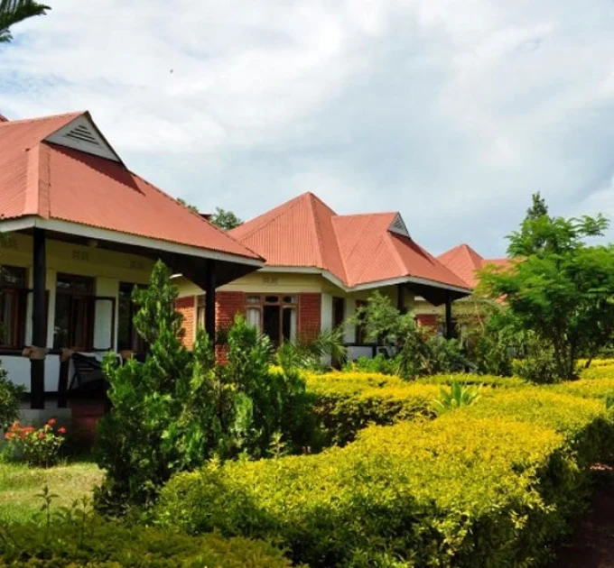 Bougainvillea Safari Lodge