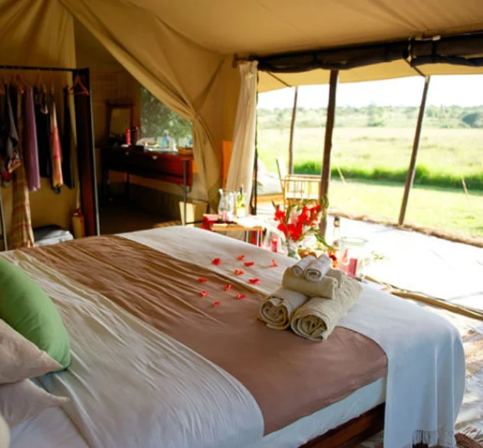 Encounter mara camp