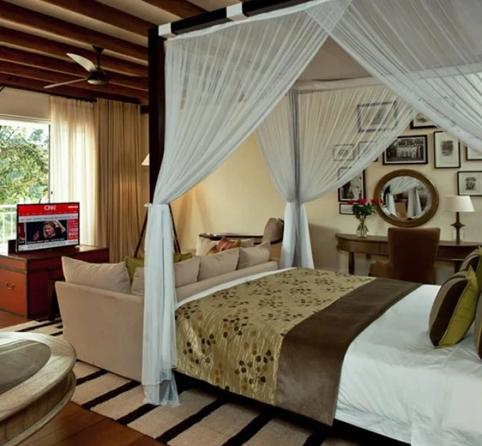 Hemingways Boutique Hotel