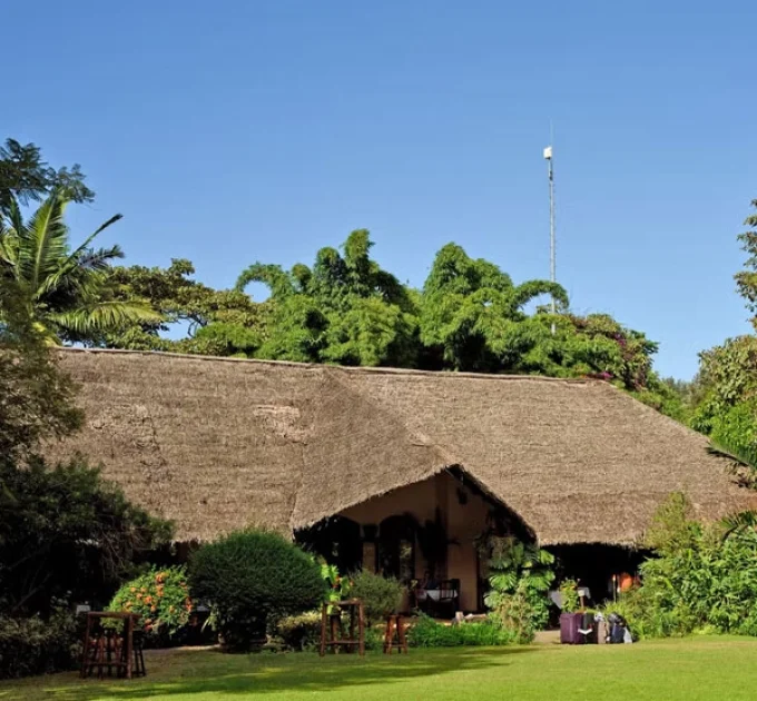 Moivaro Lodge