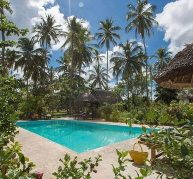 Ras Mbisi Lodge