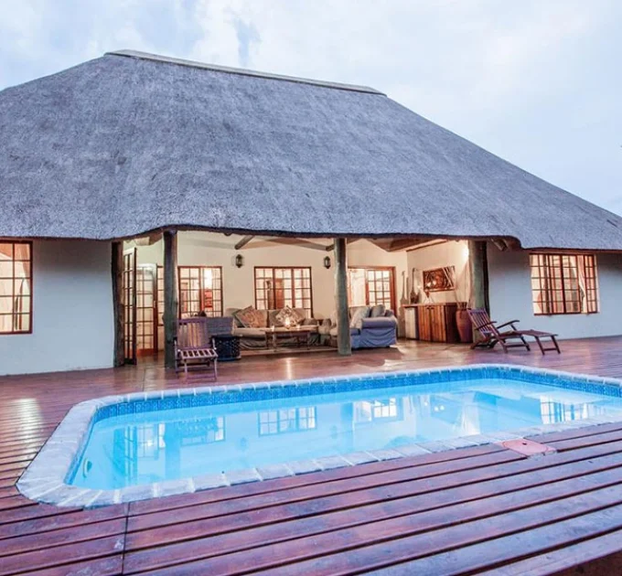 Rhino River Lodge