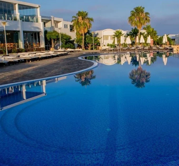 Sunset Bay Hotel