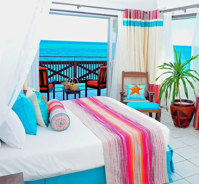 Voyager Beach Hotel