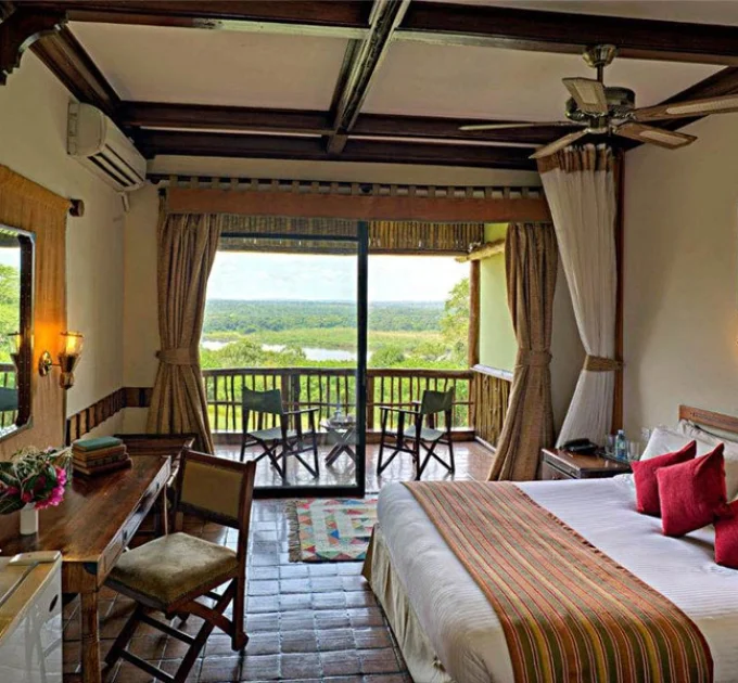 Paraa Safari Lodge